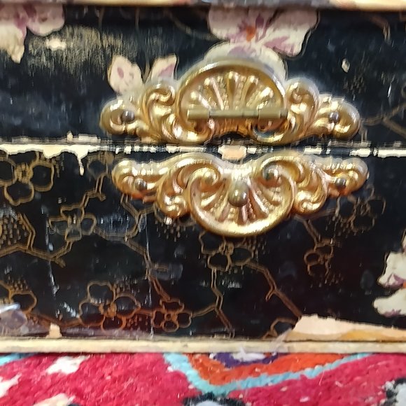 Large Victorian Wood and Celluloid Glove / Brush Box - Edwardian - Picture 4 of 15